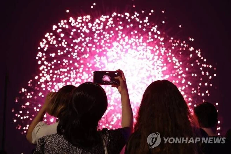 BTS 10周年煙火秀