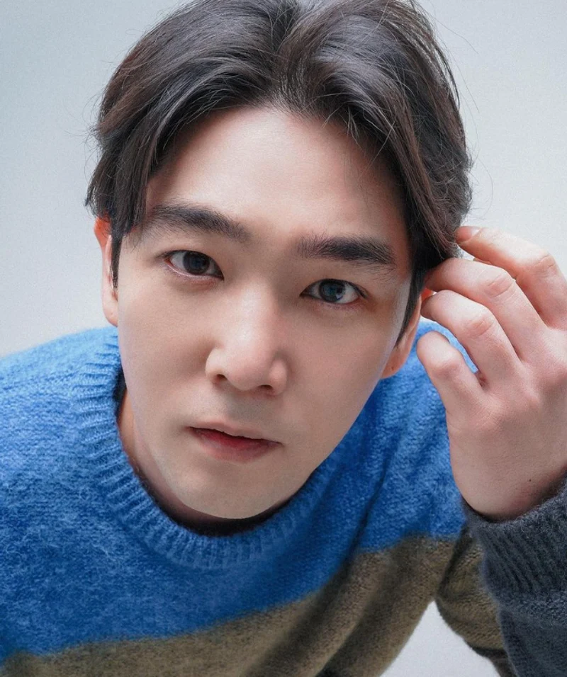 Super Junior強仁.png