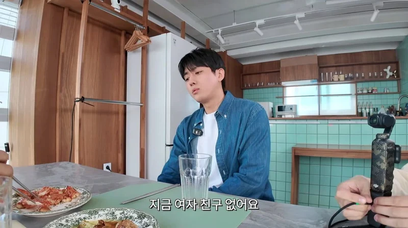 圖片來源：YouTube | JeeseokjinWorld