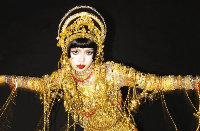 韓娛熱議-BLACKPINK Lisa 的萬聖節變裝